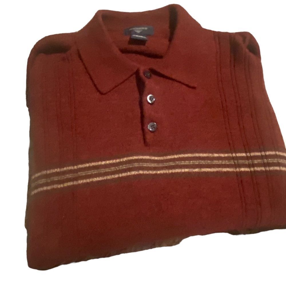 Dockers size large collared sweater excellent condition see pics